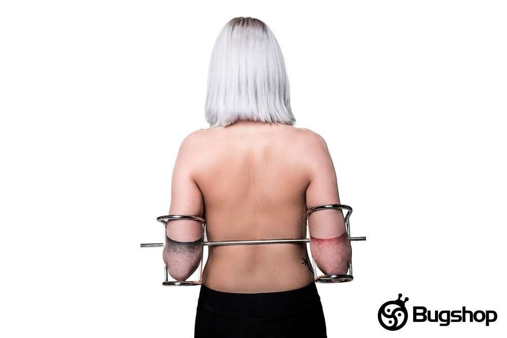 Konstrukce pro bondage loktů