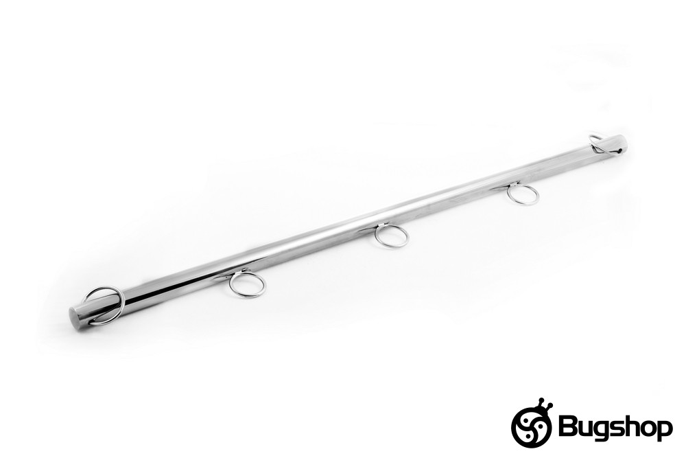 Metal spreader bar with eyelets